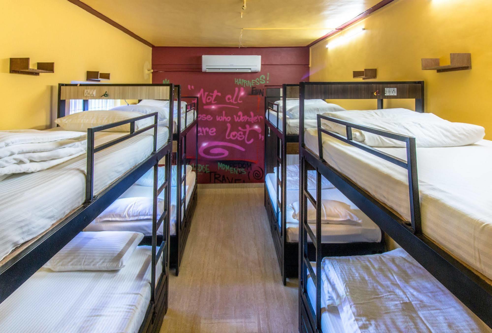 Backpackers Villa Βομβάη Εξωτερικό φωτογραφία
